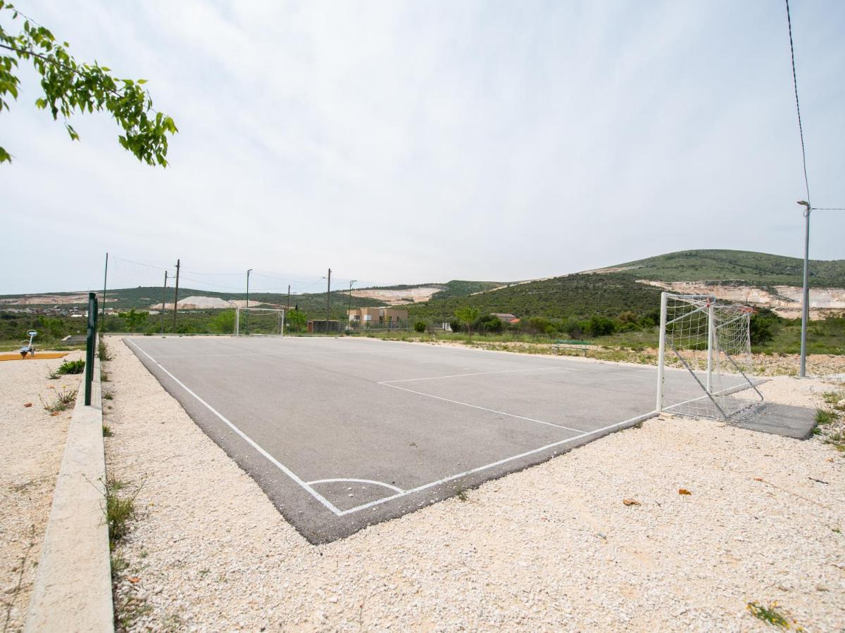 Holiday Home Near Trogir Kaštel Štafilić エクステリア 写真