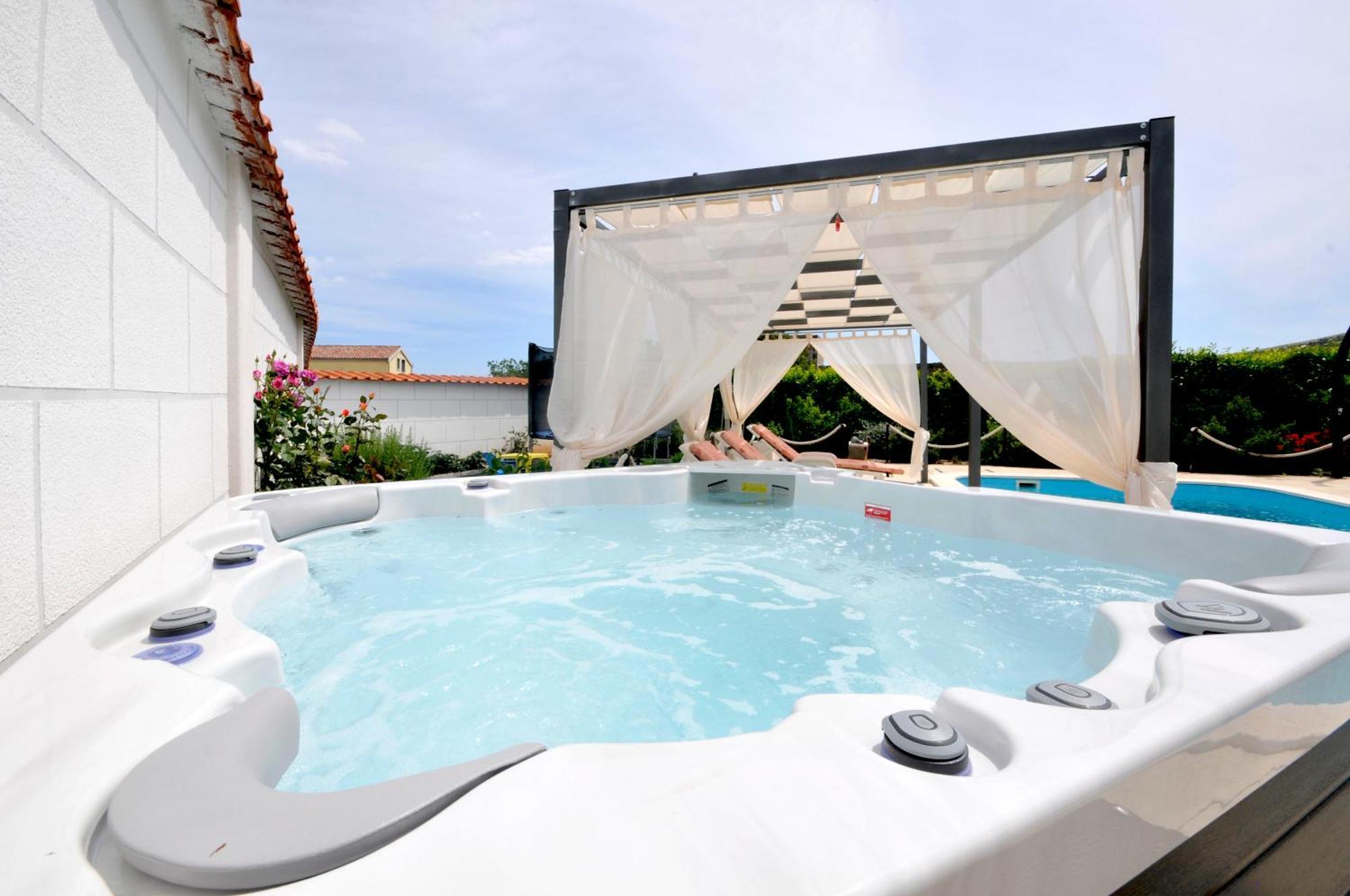 Holiday Home Near Trogir Kaštel Štafilić エクステリア 写真